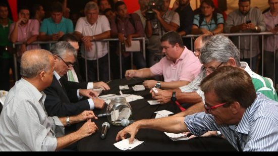 Imagem Veja a galeria de fotos da noite histórica no Esporte Clube Vitória