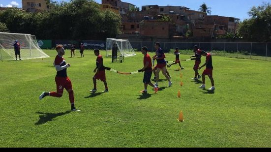 Imagem Titulares do Bahia realizam trabalho físico no Fazendão
