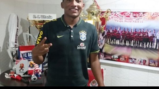 Imagem Campeão sul-americano sub-17, atacante retorna ao Vitória cheio de moral