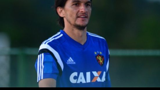 Imagem Zagueiro vai estrear pelo Sport diante do Bahia nesta noite