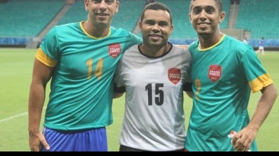 Imagem Galáticos Online marca presença no baba dos jornalistas na Arena Fonte Nova