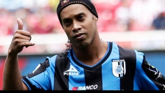 Imagem Ronaldinho Gaúcho confirma aposentadoria e já tem data para parar, diz jornal