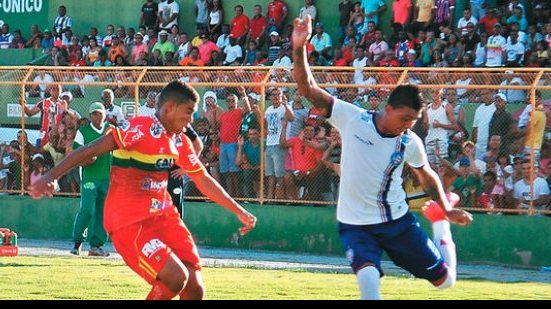 Imagem  Bahia encara Juazeirense por vaga na final do Baianão