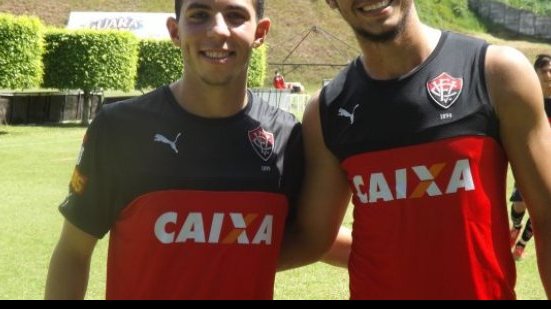 Imagem Dupla do Vitória já treina depois de defender a seleção brasileira