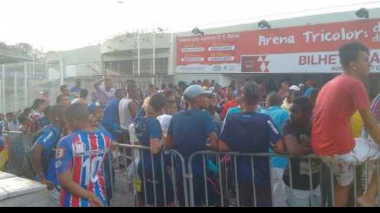 Imagem Torcedores do Tricolor madrugam para garantir ingressos do jogo Bahia x Ceará