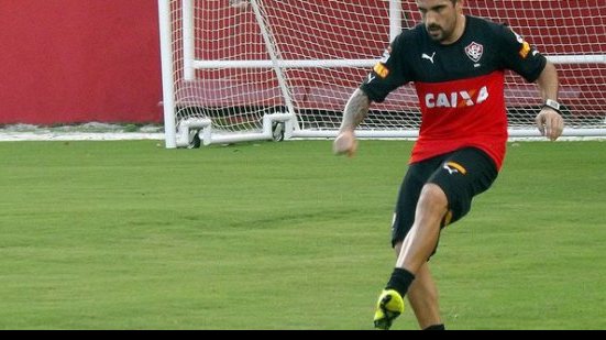 Imagem Após boatos, Escudero nega desavenças com Neto Baiano