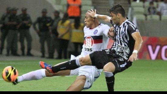 Imagem Em jogos oficiais, Bahia e Ceará estão empatados