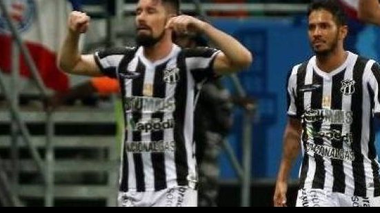 Imagem Presidente do Ceará nega saída de Ricardinho e provoca: queremos Kieza e Maxi