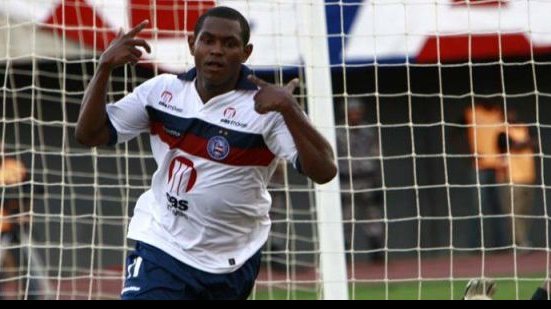 Imagem Polêmico, ex-atacante do Bahia é suspenso e pode ficar quatro anos sem jogar