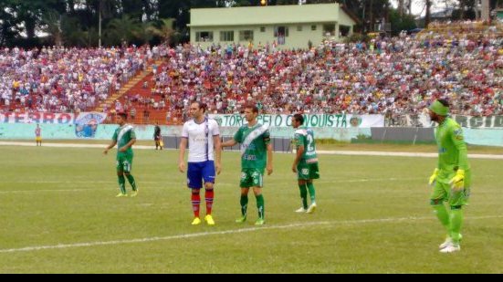 Imagem Conquista domina Bahia no Lomantão e reverte vantagem na final do Baianão