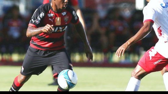 Imagem Volante do Vitória diz que equipe vai realizar uma grande Série B
