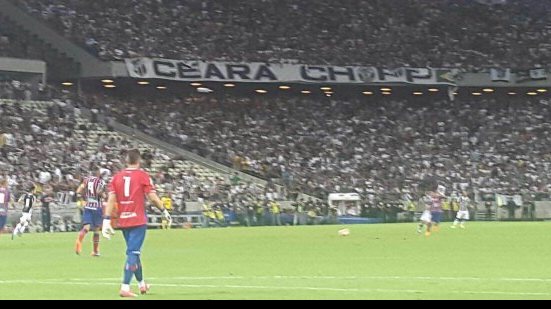 Imagem Fim de primeiro tempo! Ceará vai vencendo o Bahia e ficando com o título