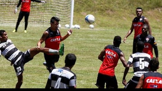 Imagem  Em jogo treino, Vitória vence o Leônico na preparação para Série B