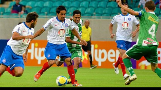 Imagem  Bahia leva vantagem no duelo contra o Vitória da Conquista