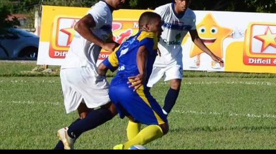 Imagem Descontrolado, diretor do Grapiúna agride repórter em jogo da 2ª Divisão