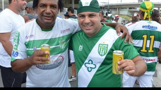 Imagem Na Arena, torcedores do Vitória da Conquista esbanjam confiança