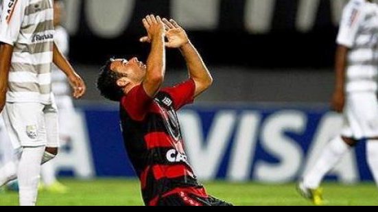 Imagem Sem dar alegrias ao torcedor, Vitória comemora sucesso em diminuição de dívidas
