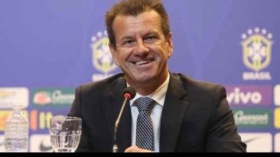Imagem Com surpresas, Dunga anuncia convocados para a Copa América