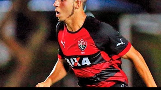 Imagem Quinto colocado do Baianão, Vitória tem jovem eleito como revelação
