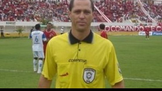 Imagem Bahia x Mogi Mirim: trio sergipano comanda partida sem a presença da torcida