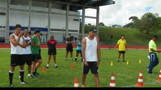 Imagem CBF realiza treinamento para árbitros do quadro nacional na Bahia
