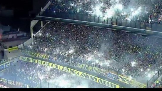 Imagem Justiça argentina interdita La Bombonera após violência em estádio