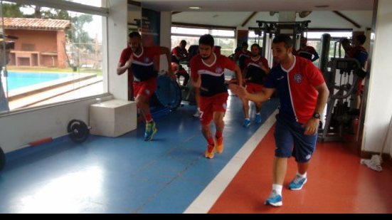 Imagem Em treino na academia, Bahia inicia preparação para encarar a Luverdense