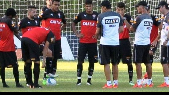 Imagem Com Rhayner e novos contratados, Vitória está relacionado para encarar o Asa