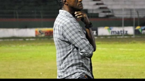 Imagem Caso Molina: ex-ídolo do Vitória rebate nota do clube: tratamento não era igual