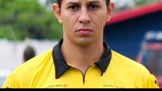 Imagem Macaé x Bahia: árbiro paranaense apita partida de equipes do G-4