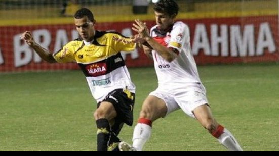 Imagem Vitória recebe Criciúma tentando se manter no pelotão da frente na Série B