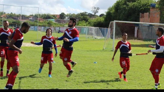 Imagem Bahia se divide em treinos em Salvador e no Rio; três atletas reforçam elenco
