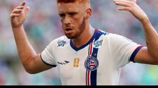Imagem Souza é expulso e desfalca o Bahia diante do Ceará