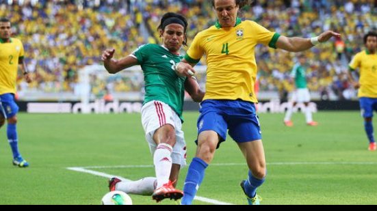 Imagem Com seleção renovada, Brasil reencontra torcida diante do México