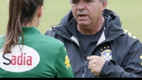 Imagem Técnico da Seleção Brasileira Feminina de Futebol analisa adversários da Copa