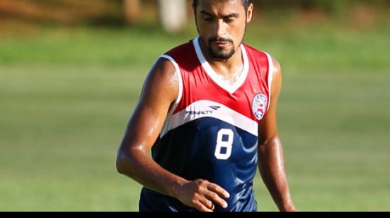 Imagem Após cirurgia, Tchô inicia treinos físicos e não tem previsão de volta aos jogos