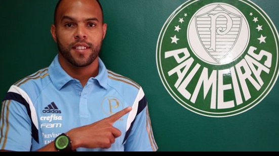 Imagem Apresentado, jogador revelado no Vitória diz que realiza sonho no Palmeiras