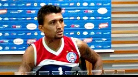 Imagem  De volta ao time, Kieza espera que o Bahia volte a jogar bem