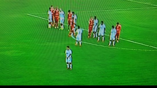 Imagem Na estreia de Mancini, Vitória cede empate ao lanterna Mogi e deixa o G-4