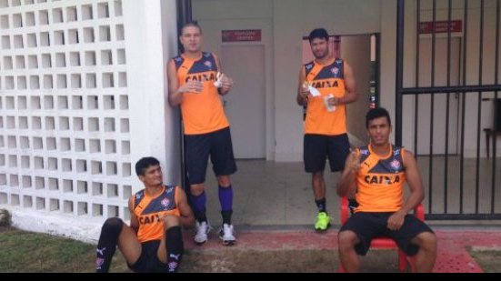 Imagem  Depois de triunfo, Vitória voltou aos treinamentos neste domingo (21)