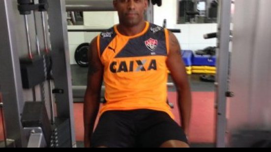Imagem Robert realiza exame médico para depois ser apresentado como jogador do Vitória