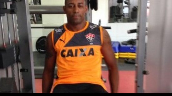 Imagem Robert é aprovado em exames médicos e deve estrear no clássico BAVI