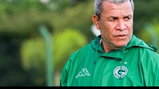 Imagem Sem vencer há cinco jogos, Hélio dos Anjos é demitido do Goiás 