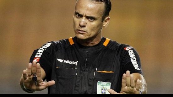 Imagem Trio de árbitros de Pernambuco comanda Bahia x Luverdense