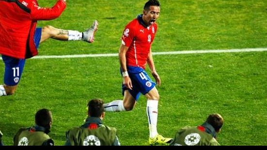 Imagem Chile vence o Uruguai e é o primeiro semifinalista da Copa América