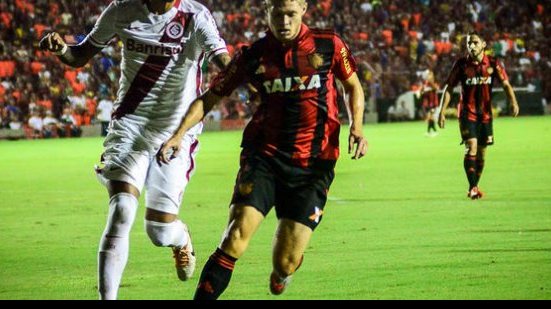 Imagem  Sport vence mais uma e segue líder na Série A