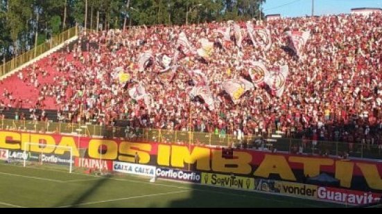Imagem Torcedores do Vitória estão confiantes para o clássico