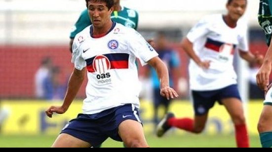 Imagem Sem chances no Palmeiras, ex-Bahia acerta volta à Itália