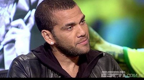 Imagem "Guardiola queria treinar o Brasil antes da Copa", revela Daniel Alves