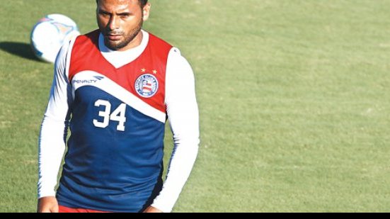 Imagem Maxi confessa que sentiu dor antes de partida e lamenta pênalti perdido